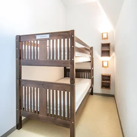 Apartment With Shuttle Bus To The Ski Lift
